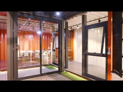 AS100 スライドドア